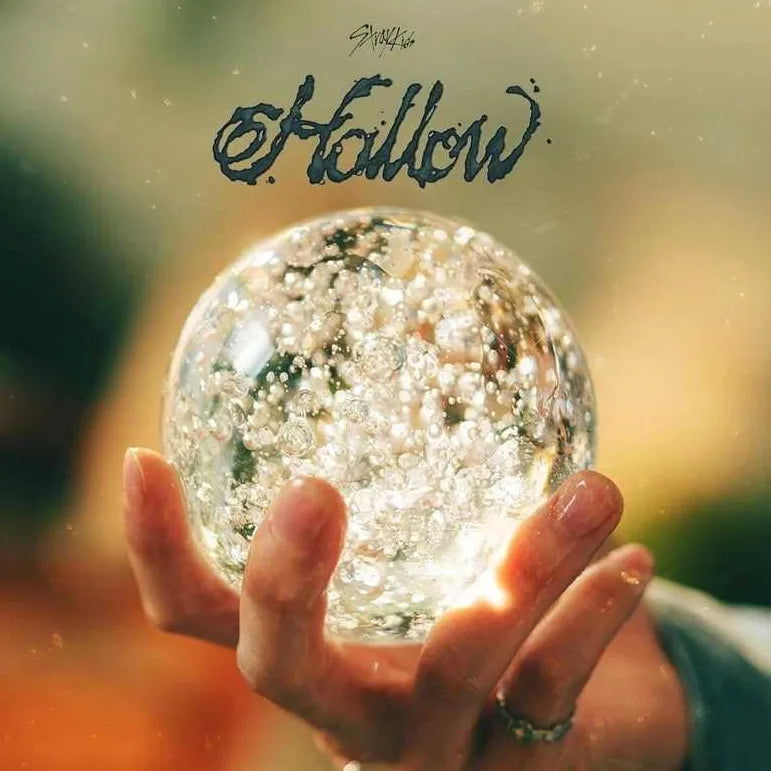 STRAY KIDS - HOLLOW (3RD JAPAN ALBUM)