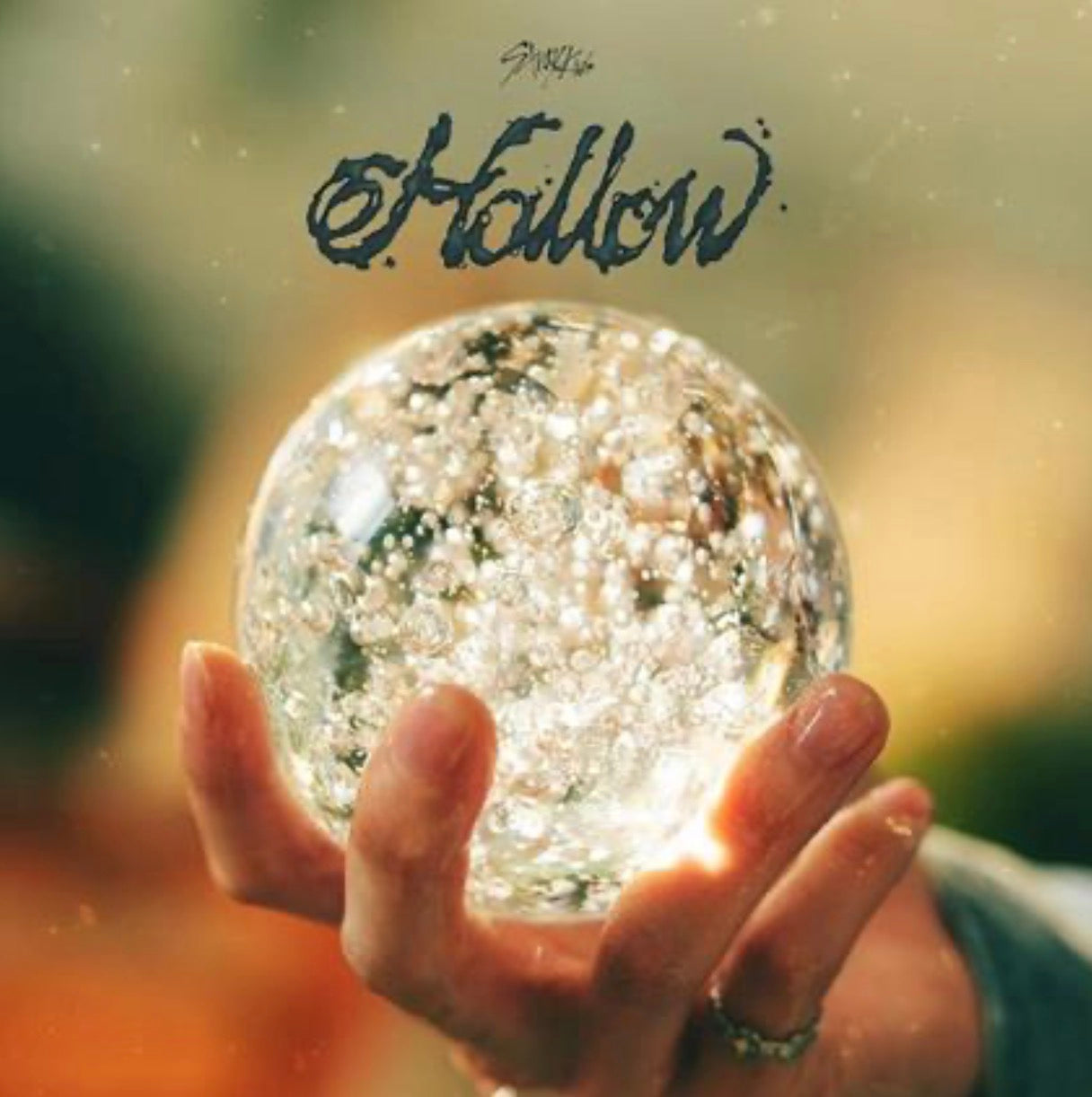 STRAY KIDS - HOLLOW [3rd Japan Album] (STANDARD EDITION)