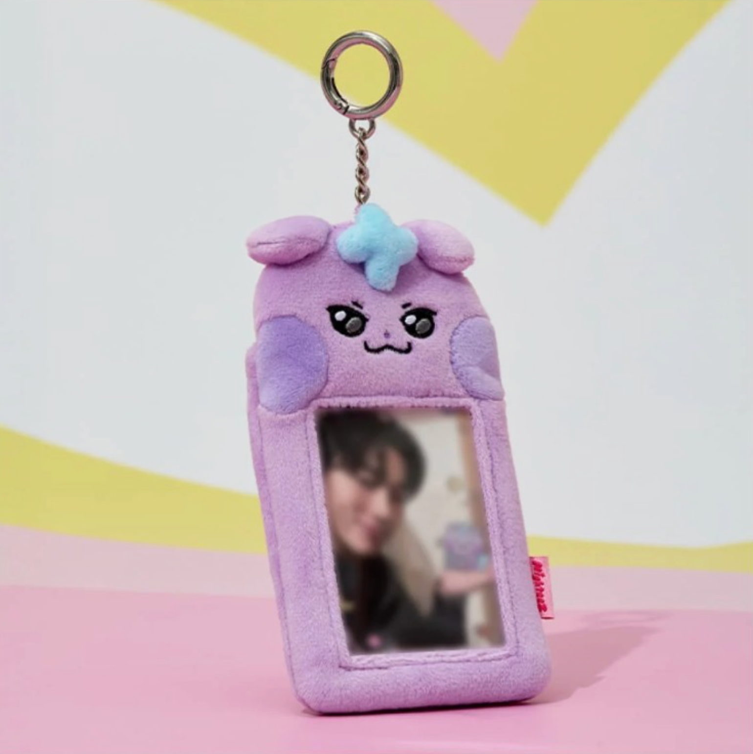 ATEEZ – MIGHTEEZ PHOTO CARD HOLDER KEYRING