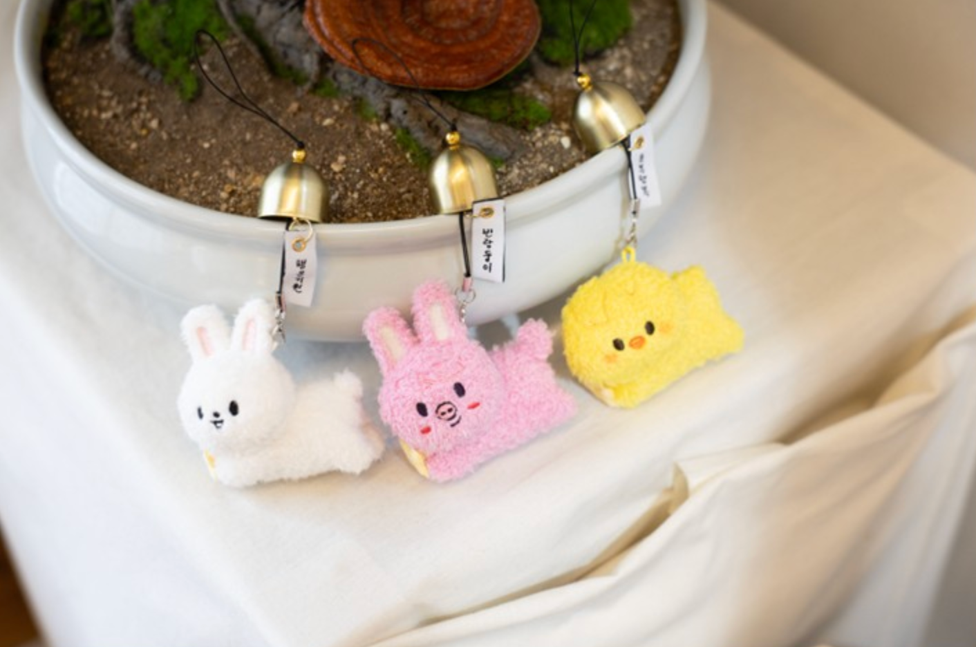SKZOO PLUSH DOOR BELL KEYRING Stray Kids World Tour RUN IT MD